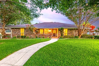 2004 Lake Side Ln, Plano, TX 75023