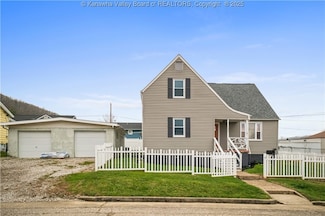 1628 16th St, Nitro, WV 25143