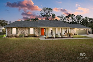 2553 Santa Rosa Dr, Lillian, AL 36549