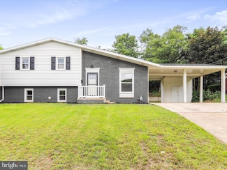 320 Valley View Ave, Keyser, WV 26726