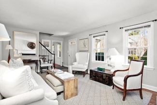 95 Taylor Place, Southport, CT 06890