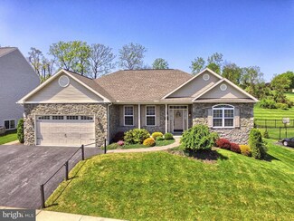64 Harry Ave, Reading, PA 19607