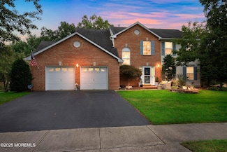 18 Mount Ranier Dr, Howell, NJ 07731
