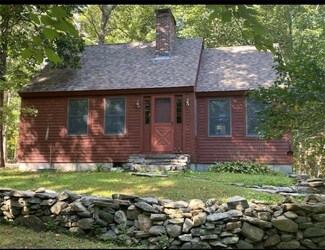 29 Round Hill Rd, Foster, RI 02825