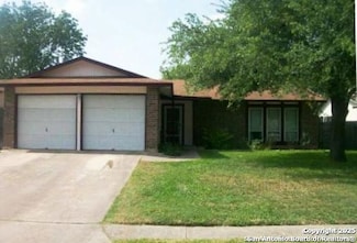 7610 Borden Oak St, Live Oak, TX 78233