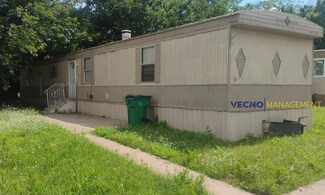201 S Preston Rd Unit 11, Burkburnett, TX 76354