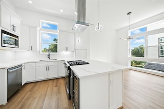 1913 Hoskins Dr Unit H, Houston, TX 77080