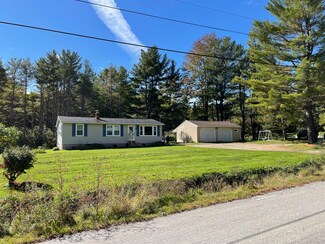 30 Sawyer St, Gardiner, ME 04359