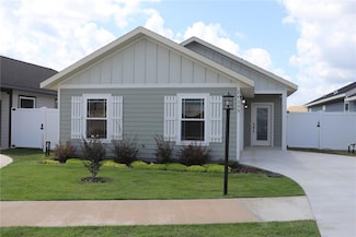 24350 SW 18th Ln, Newberry, FL 32669