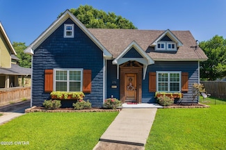 275 W Deaderick St, Jackson, TN 38301