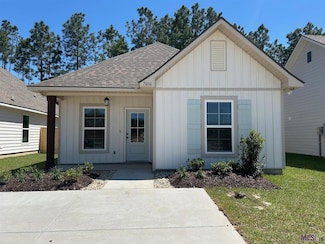 71656 Spike Dr, Madisonville, LA 70447