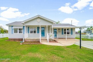 615 Georgia Ave, Lynn Haven, FL 32444
