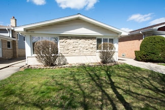 8300 W Maple Ave, Norridge, IL 60706