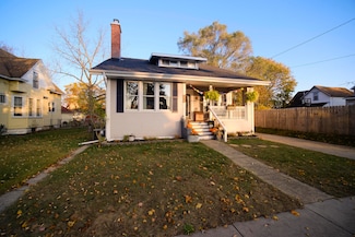 15 Lynn Ct, Manistee, MI 49660
