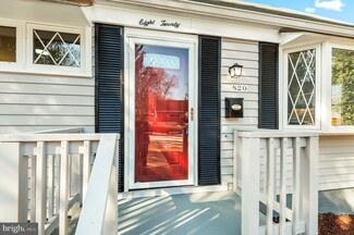 820 Templecliff Rd, Pikesville, MD 21208