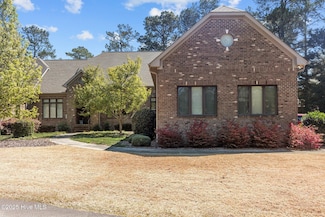 1 Windsor Terrace, Pinehurst, NC 28374
