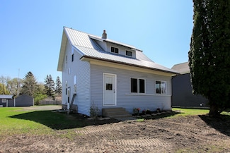 131 2nd St NE, Buffalo Lake, MN 55314