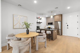 35 Orchard St Unit 604, Jersey City, NJ 07306