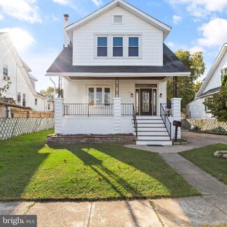 702 Elmwood Rd, Baltimore, MD 21206