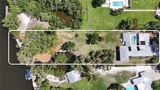 4771 Riverwood Cir, Sarasota, FL 34231