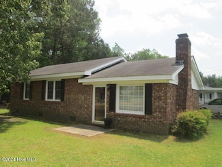 4206 Upchurch Rd, Elm City, NC 27822