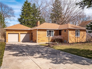 5383 W 16th St, Cleveland, OH 44134