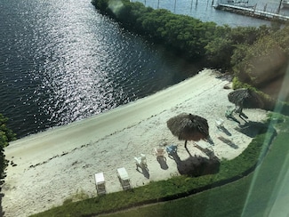 600 Scotia Dr Unit 104, Hypoluxo, FL 33462