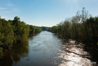 6190 W 112th St, Grant, MI 49327