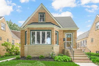 4907 Sherwin Ave, Skokie, IL 60077