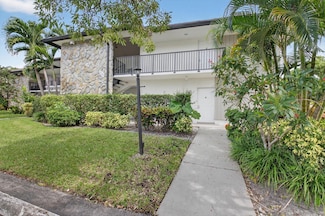 451 Greensward Ln Unit 104B, Delray Beach, FL 33445