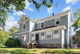 528 Mills Gap Rd, Arden, NC 28704