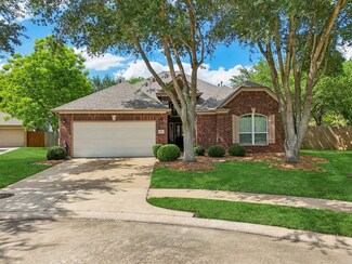 6120 Castle Peak Ln, League City, TX 77573