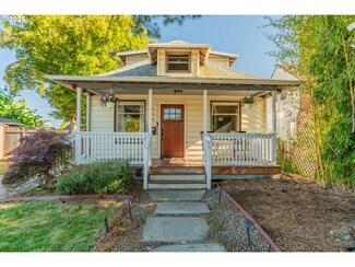 553 N Stafford St, Portland, OR 97217