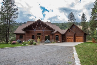3349F Rockcut Rd, Kettle Falls, WA 99141