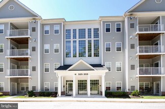 333 Hopkins Landing Dr, Essex, MD 21221