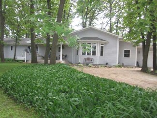 2579 E 2800 North Rd, Donovan, IL 60931