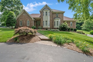 161 Ridgewood Dr, Bowling Green, KY 42103