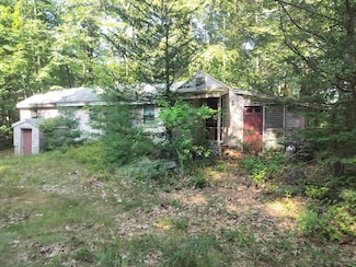 10 Maple Ave, Newton, NH 03858