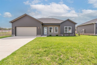 2667 Cedrus Ave, Bowling Green, KY 42101
