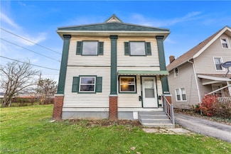 3298 W 97th St, Cleveland, OH 44102