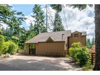 2400 Spring Blvd, Eugene, OR 97403