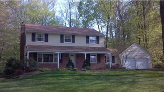 6 Jenkins Dr, Downingtown, PA 19335