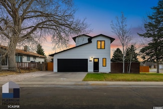1421 Newport, Casper, WY 82609