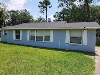 1979 Burkholder Cir E, Jacksonville, FL 32216