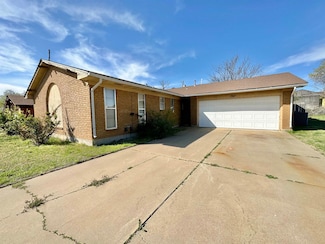 707 37th St, Woodward, OK 73801