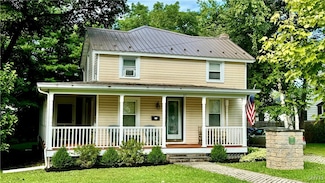 57 Fennell St, Skaneateles, NY 13152