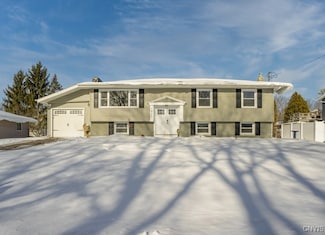 7905 Oneida Trail, Bridgeport, NY 13030