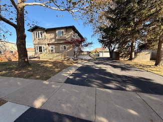 8325 Melvina Ave, Burbank, IL 60459