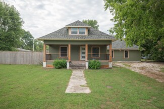 214 E Carnes St, Wheaton, MO 64874