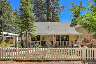 2656 Rose Ave, South Lake Tahoe, CA 96150